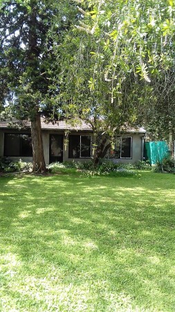 EXCELENTE CASA MULTI FAMILIAR  - MUY BUENA ZONA - BOULOGNE-  son 3 ph en un lote