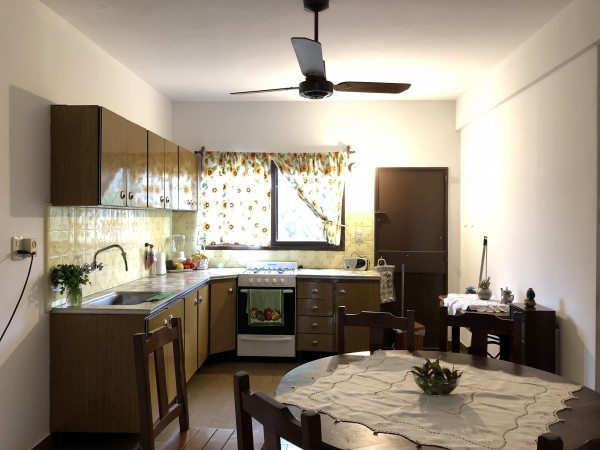 EXCELENTE CASA MULTI FAMILIAR  - MUY BUENA ZONA - BOULOGNE-  son 3 ph en un lote