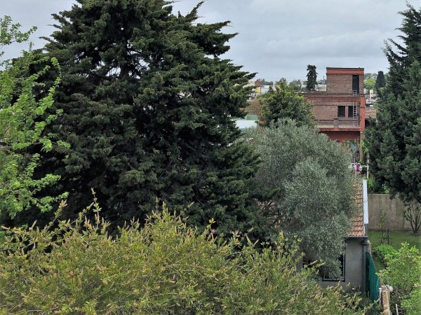 EXCELENTE CASA MULTI FAMILIAR  - MUY BUENA ZONA - BOULOGNE-  son 3 ph en un lote