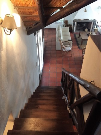 EXCELENTE CHALET 4 DORMITORIOS MAS DEPENDENCIA EN LA PARADA 35 DE LA MANSA -PUNTA DEL ESTE   