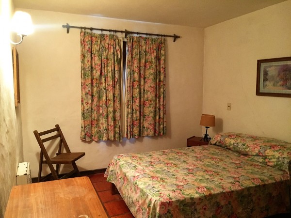 EXCELENTE CHALET 4 DORMITORIOS MAS DEPENDENCIA EN LA PARADA 35 DE LA MANSA -PUNTA DEL ESTE   