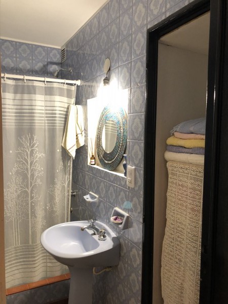 EXCELENTE CASA MULTI FAMILIAR  - MUY BUENA ZONA - BOULOGNE-  son 3 ph en un lote